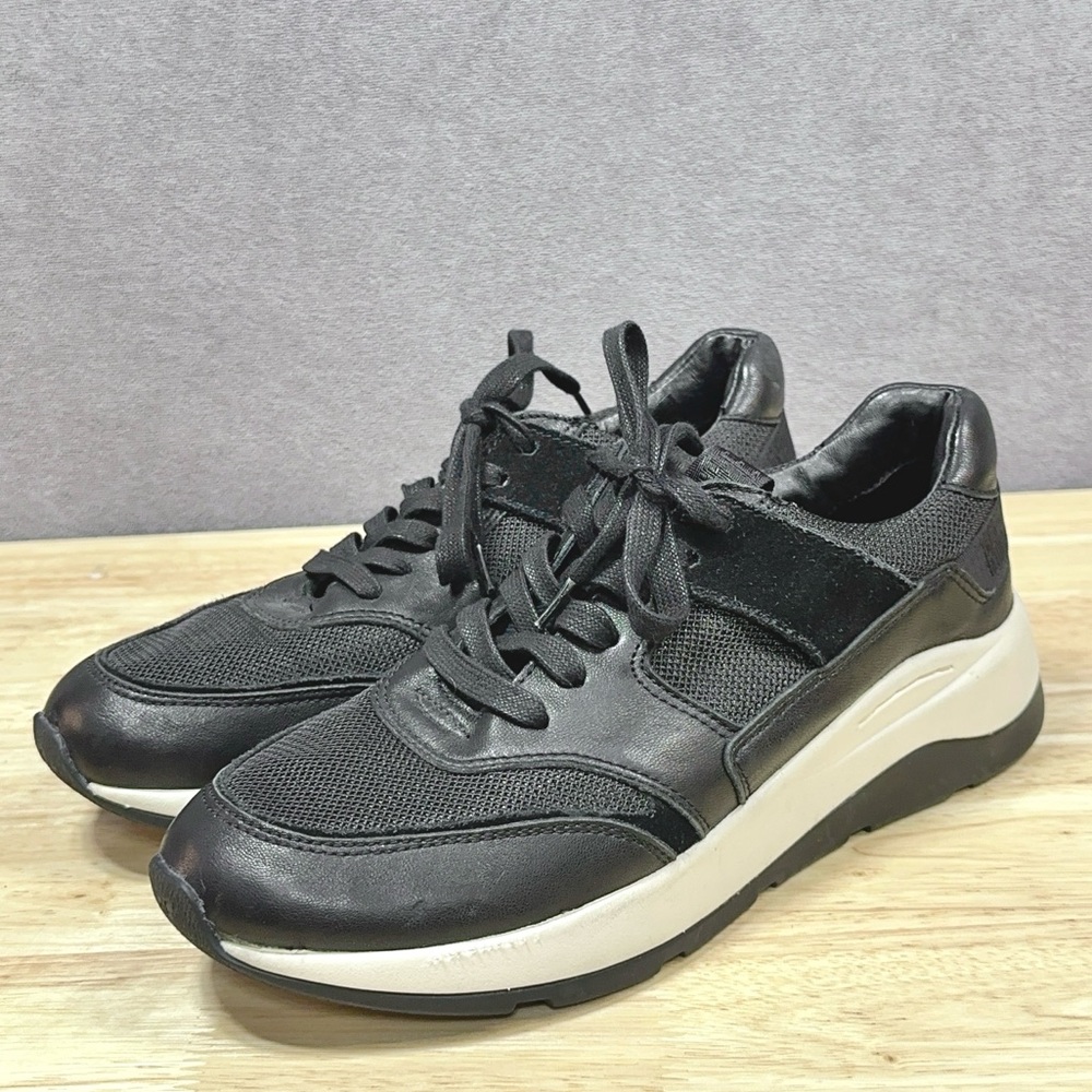 FRYE Willow Low Top Lace Up Sneakers Women's 9 B Black & White Leather EUC